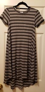 XXS Black White and Gray Lularoe Carly. Worn Once